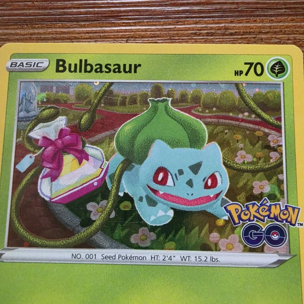 Bulbasaur SWSH231 Pokémon GO Ultra Holo Rare Black Star Promo Pokemon Card